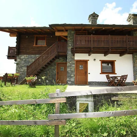Aparthotel Trompe-l'oeil Champoluc