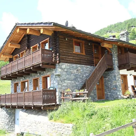 Aparthotel Trompe-l'oeil Champoluc