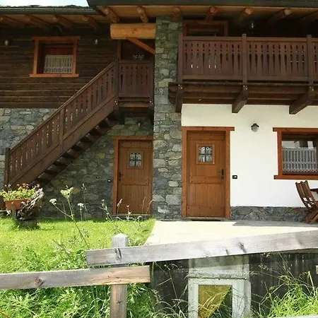 Aparthotel Trompe-l'oeil Champoluc