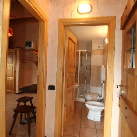 Trompe-l'oeil Aparthotel
