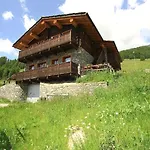 Trompe-l'oeil 2* Champoluc