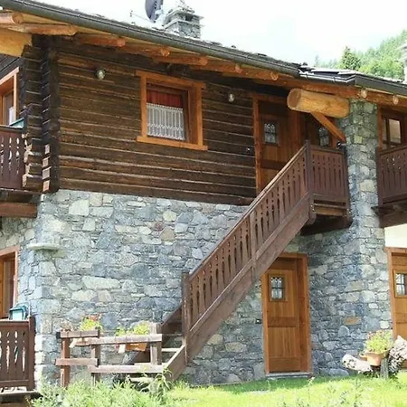 特洛朋罗伊住宅酒店 2*