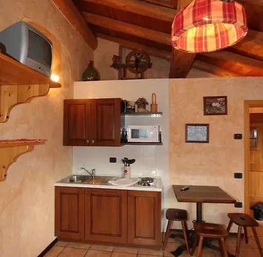 Trompe-l'oeil Апарт-отель Камполук