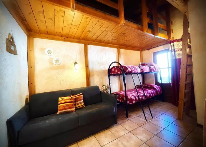 Trompe-l'oeil 2* Champoluc